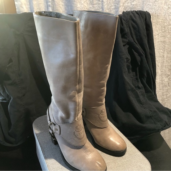 Ralph Lauren Delsa high leather boot in taupe front logo detail with straps 6 - Picture 1 of 8
